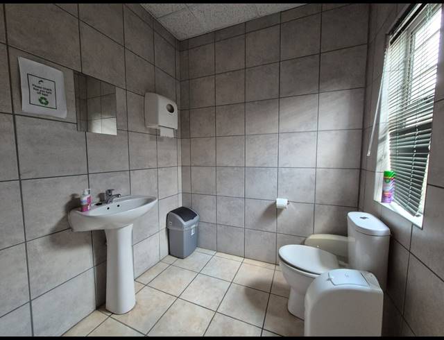1,505M² BUSINESS TO LET IN VAALPARK